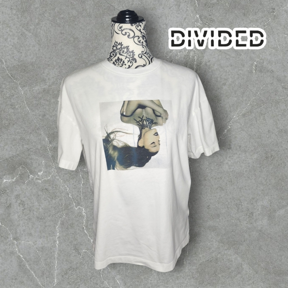 H&M DIVIDED Ariana Grande Tee - Small